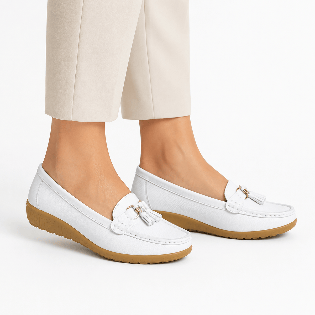 Comptoir du Mocassin Mocassins Femme en Cuir Blanc à Enfiler à Glands