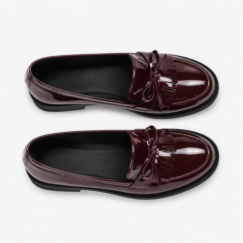 Comptoir du Mocassin Mocassins Femme en cuir verni Bordeaux à pompon et nœud