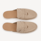 Comptoir du Mocassin Mocassins plats femme sable à boucle et pompon